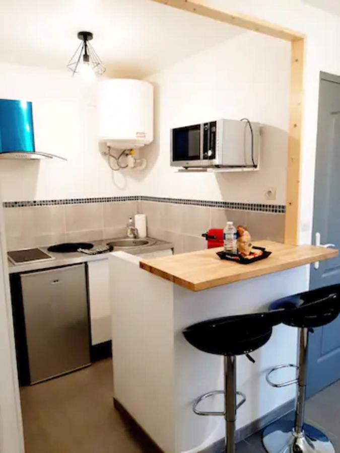 Appartement Le Petit Charmeur, parking, Wifi, gare à Flers  Extérieur photo